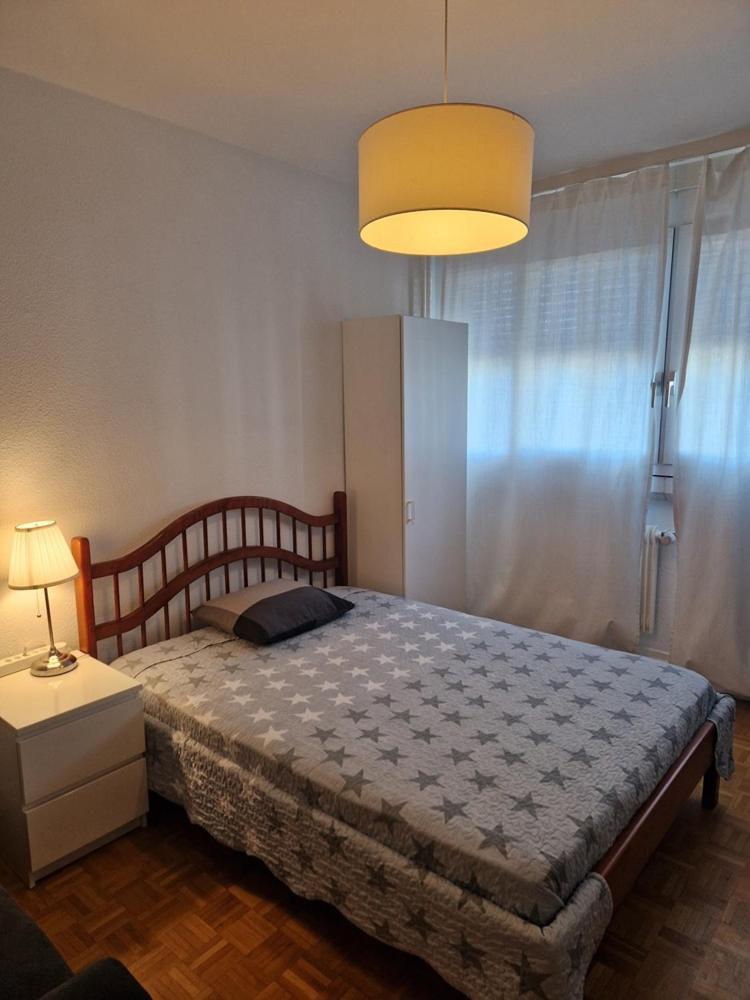 Room In Shared Apartment เจนีวา ภายนอก รูปภาพ